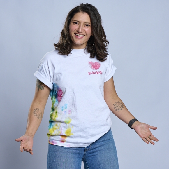 |HĂS| Color Trap T-shirt - Picture 2 of 4